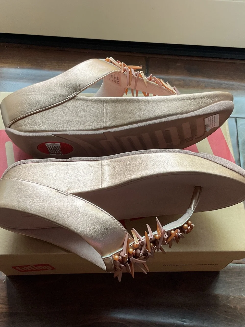 Fitflop Rhumba Beaded Metallic Rose Toe-Post Sandals Rose Gold 7 US/38 EU